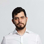 Guy Rosenfeld Headshot1
