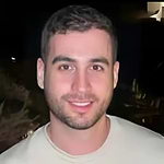 Yuval Moravchick_Headshot1